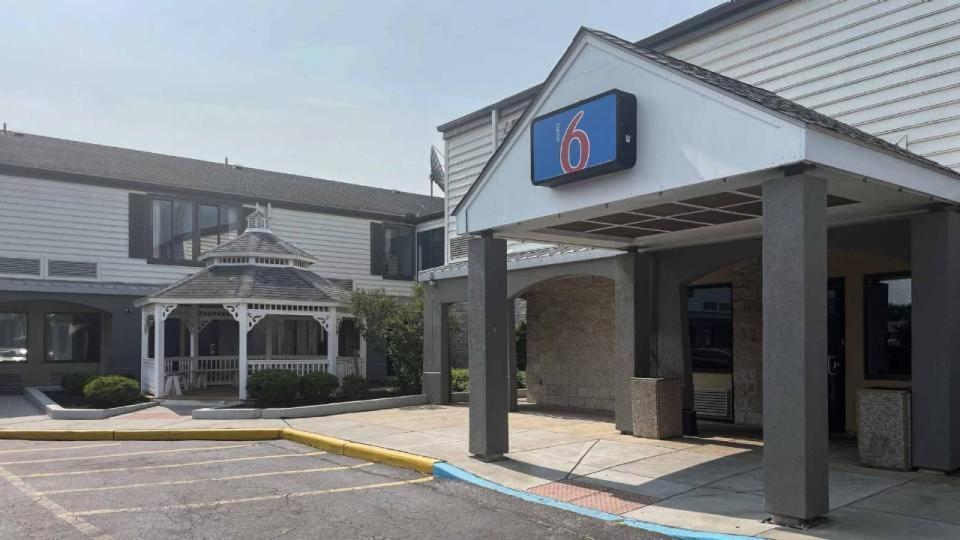 Motel 6-Newark, De Eksteriør billede
