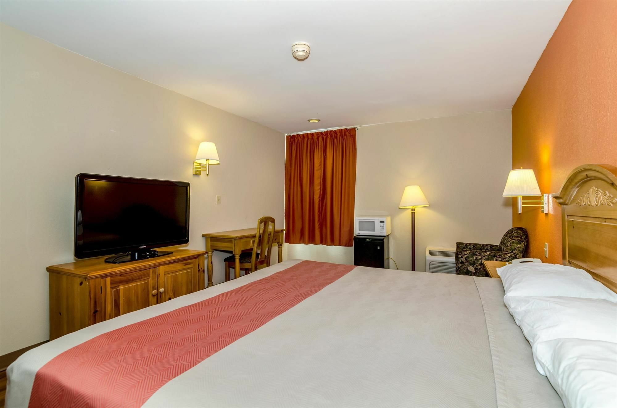 Motel 6-Newark, De Eksteriør billede
