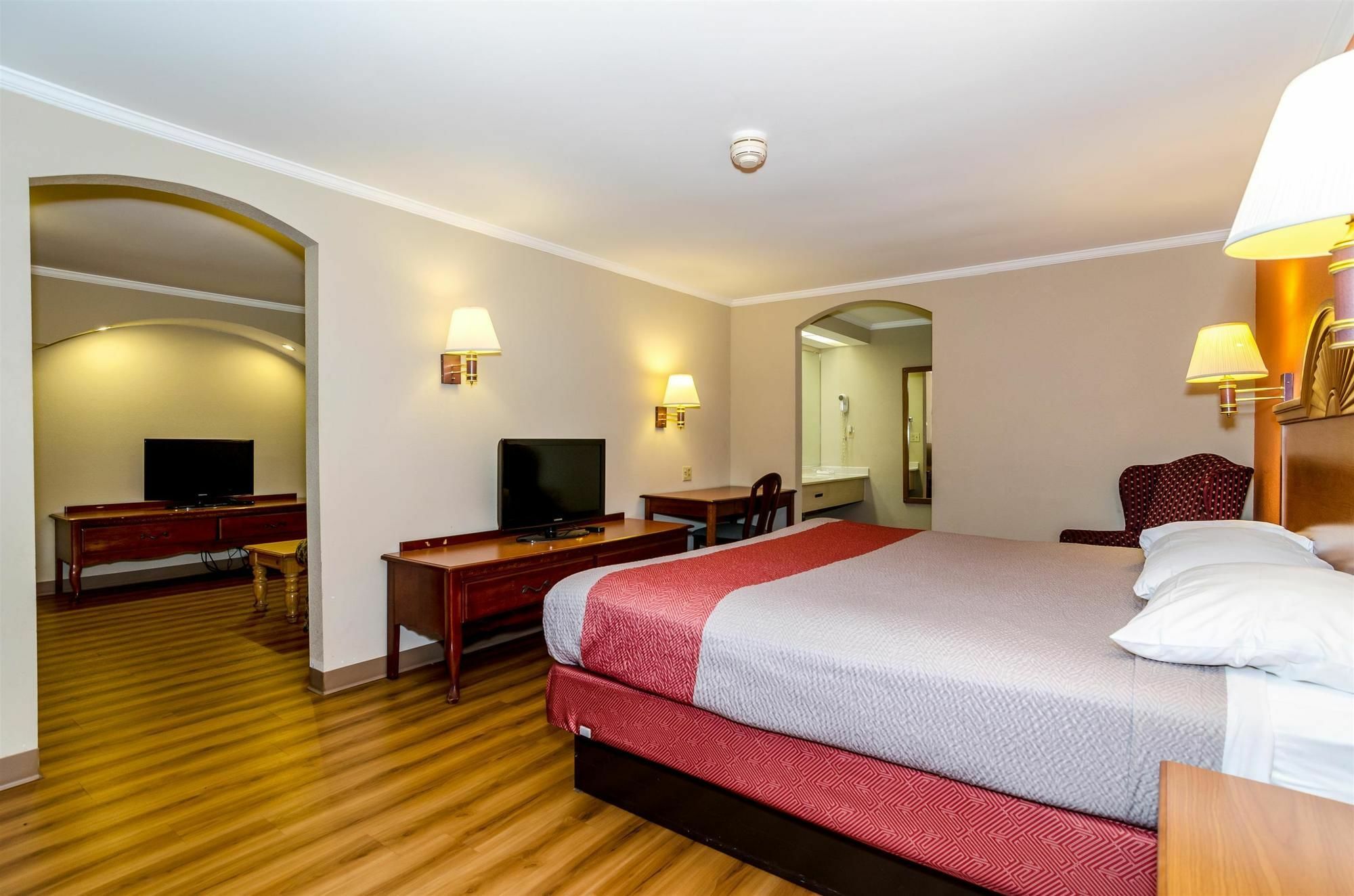 Motel 6-Newark, De Eksteriør billede
